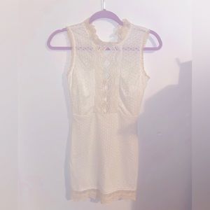 Nellis🤍White dress🤍Size:Small🤍New without tags🤍Great condition🤍